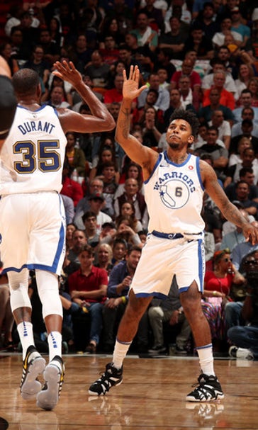 Curry scores 30, Warriors dominate Heat 123-95 (Dec 03, 2017)